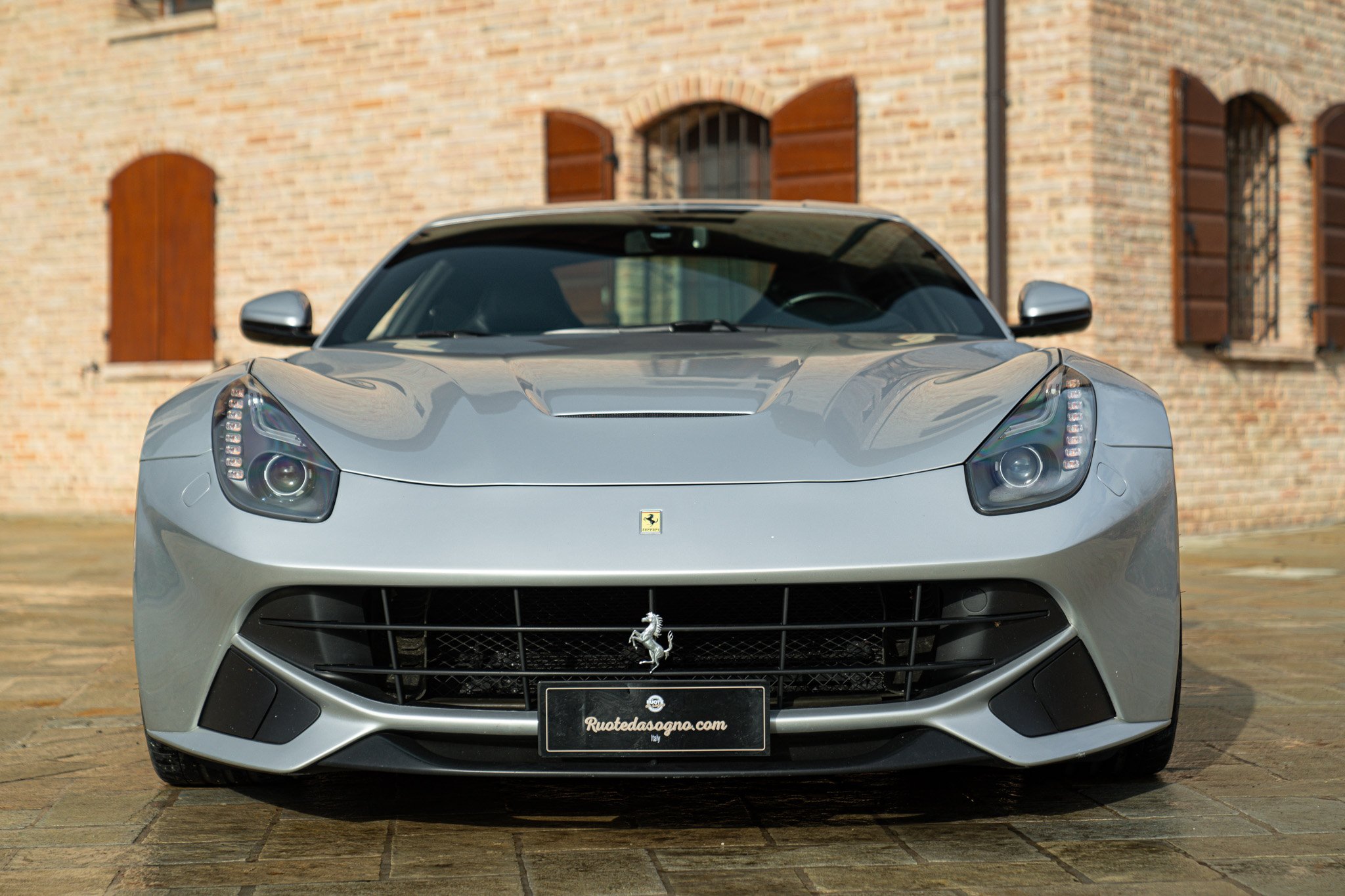 Ferrari F12 BERLINETTA 