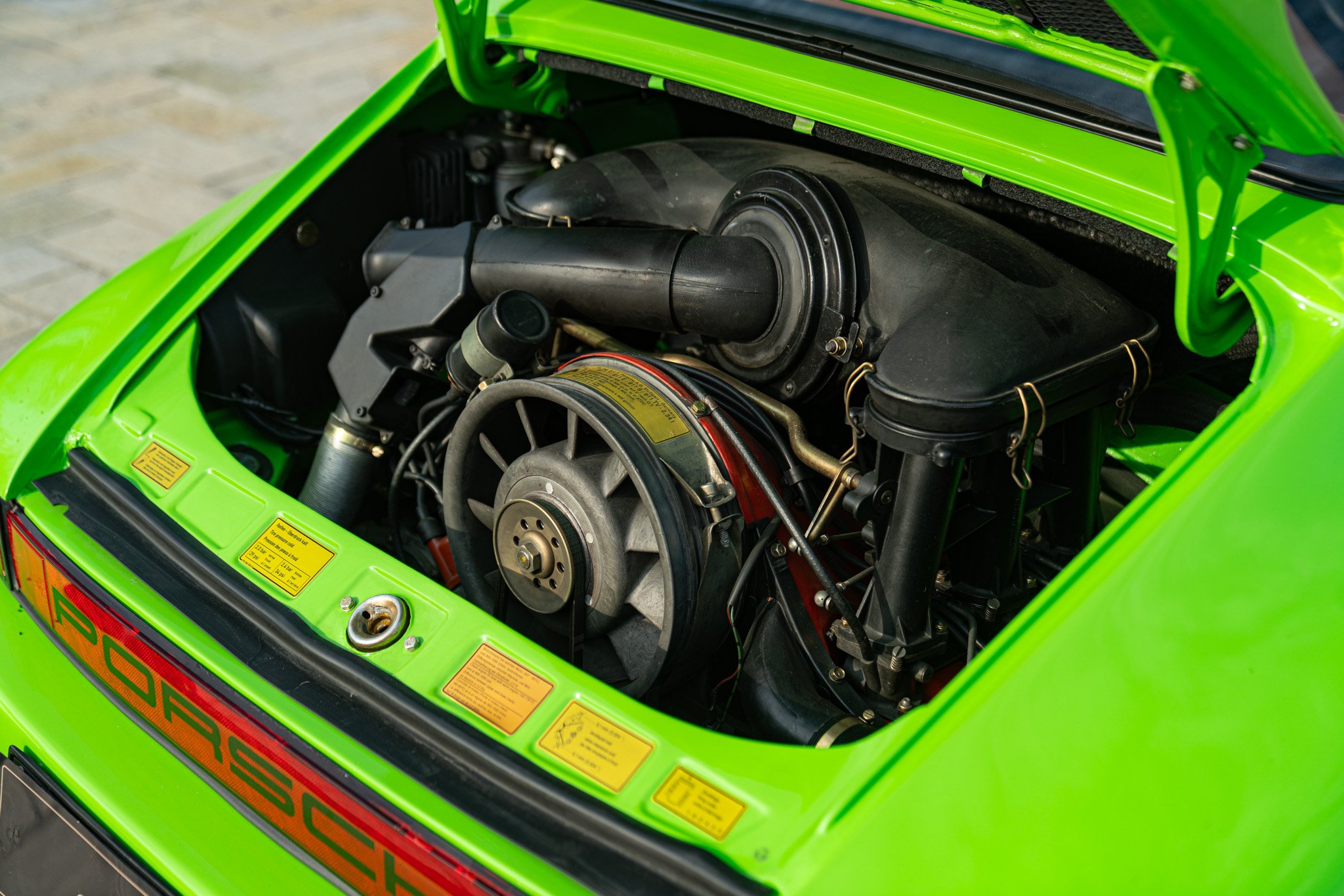 Porsche 911 CARRERA 2.7 