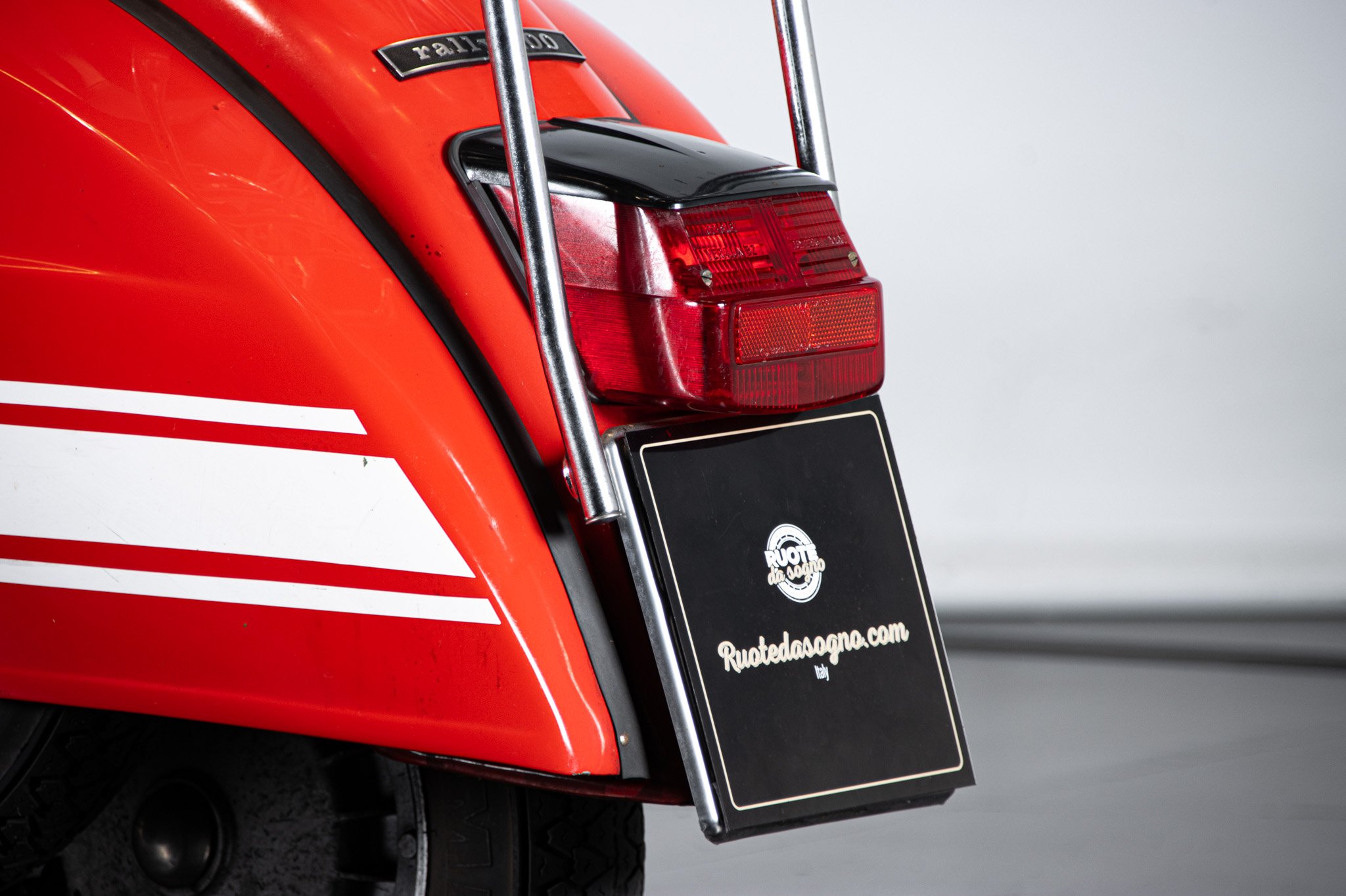 Piaggio VESPA RALLY 200 