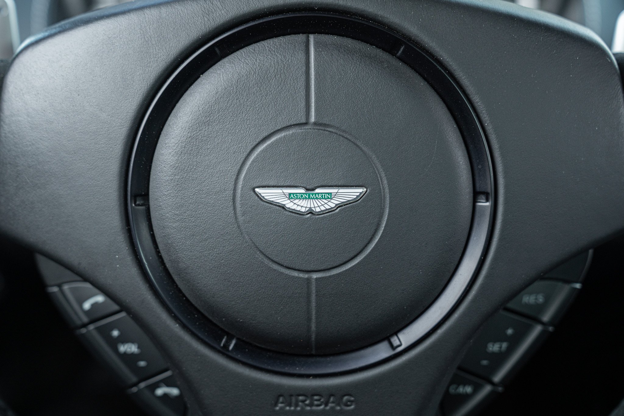 Aston Martin VANTAGE S P10 