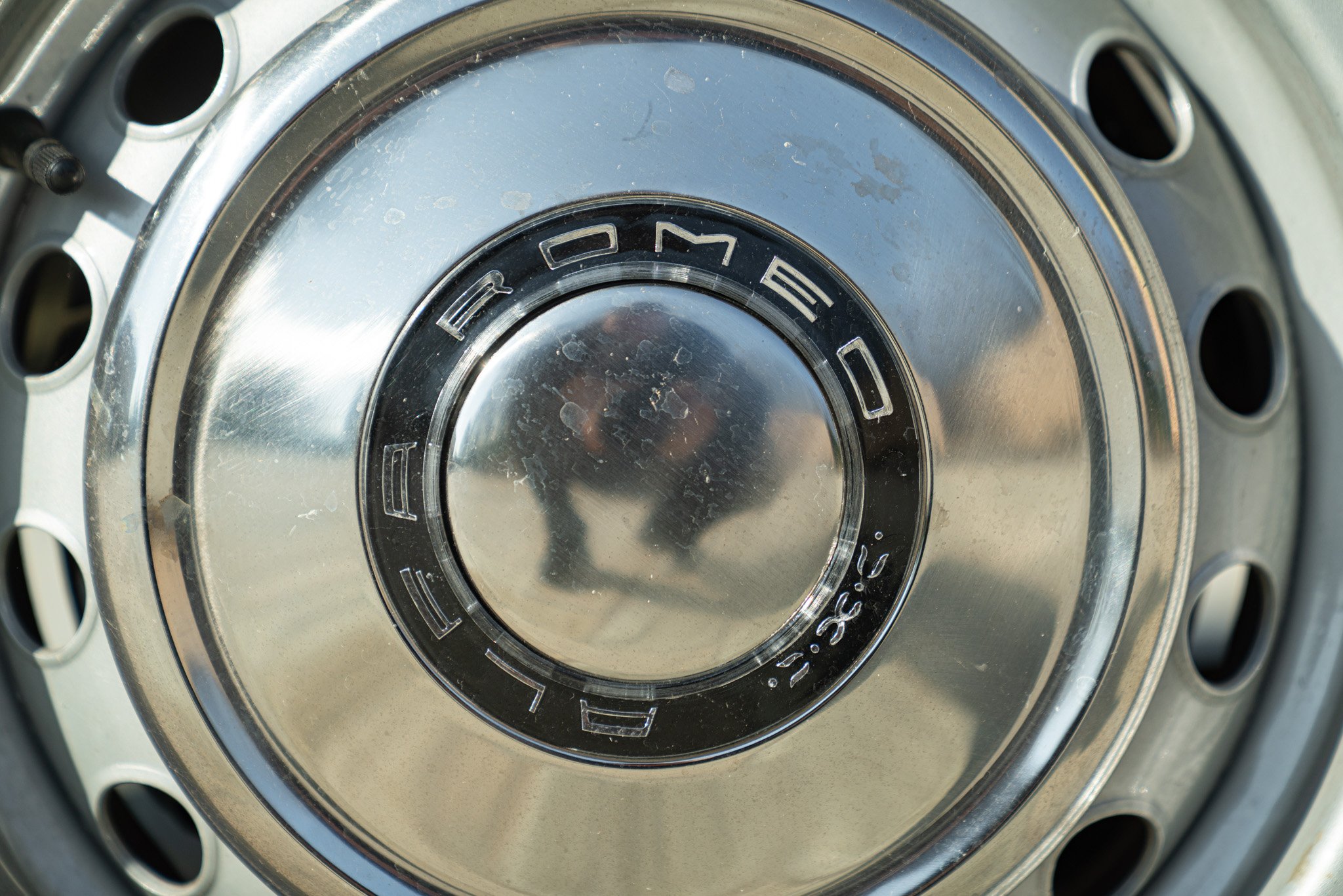 Alfa Romeo SPIDER 1750 VELOCE \"OSSO DI SEPPIA\" 