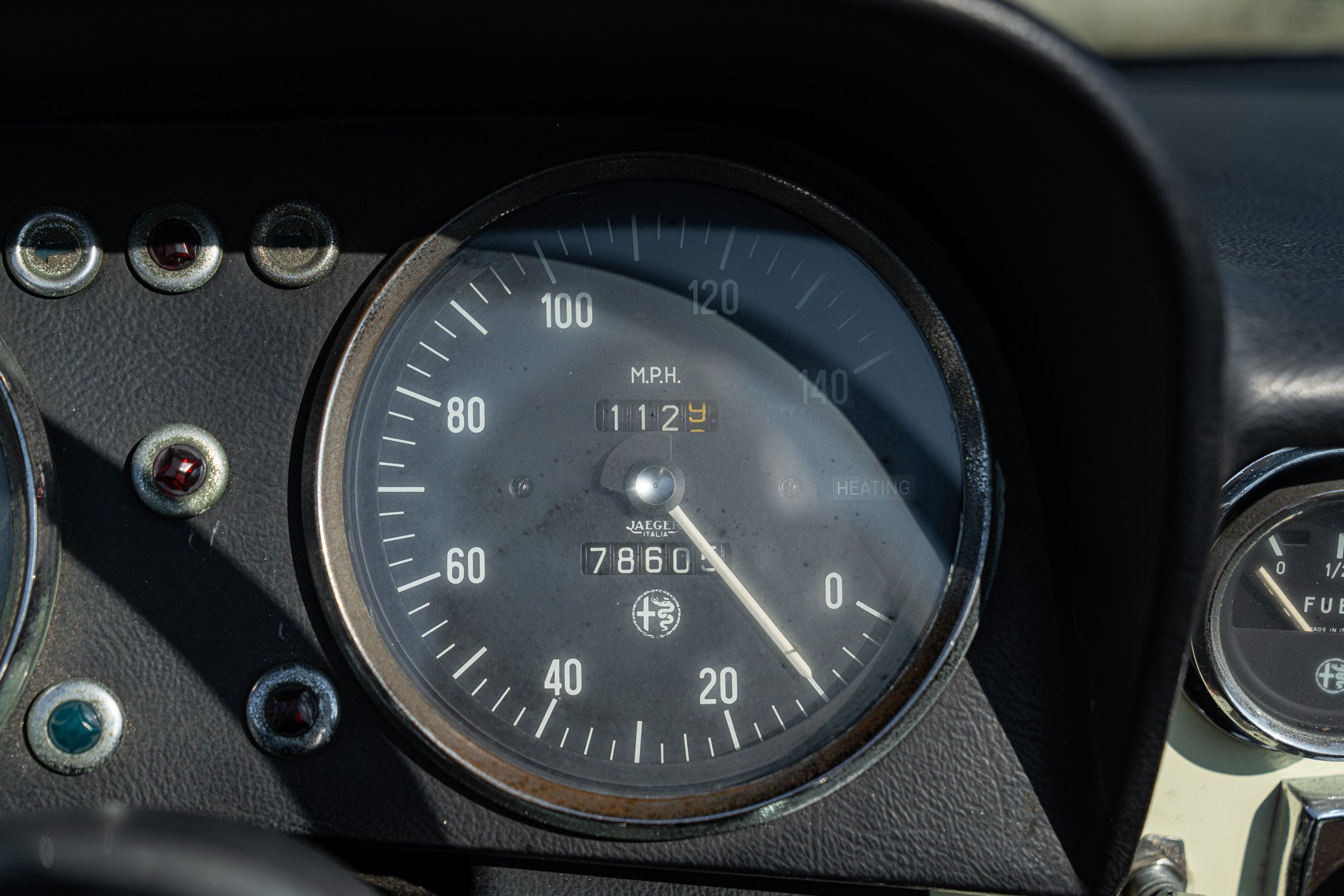 Alfa Romeo SPIDER 1750 VELOCE \"OSSO DI SEPPIA\" 