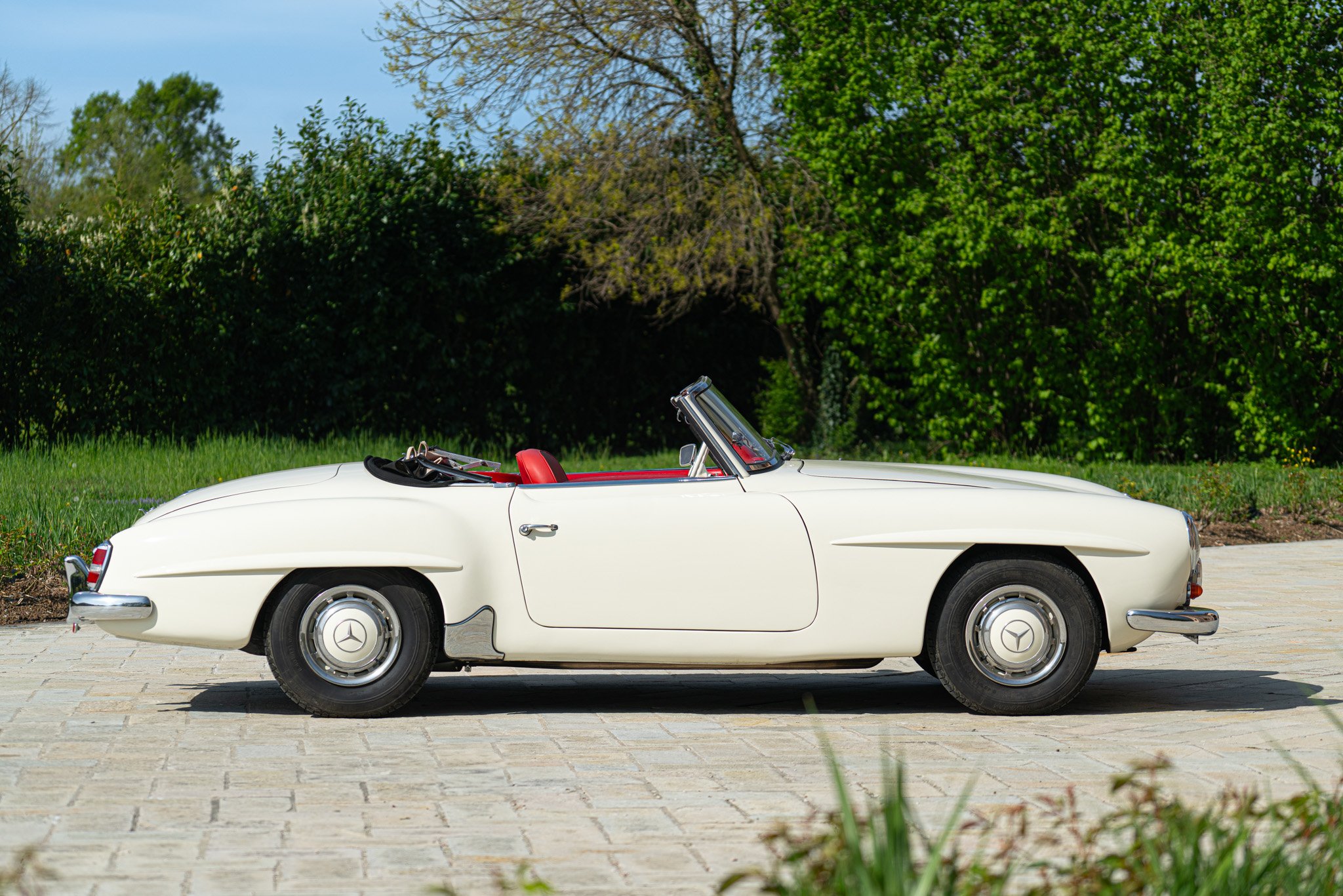 Mercedes Benz 190 SL 