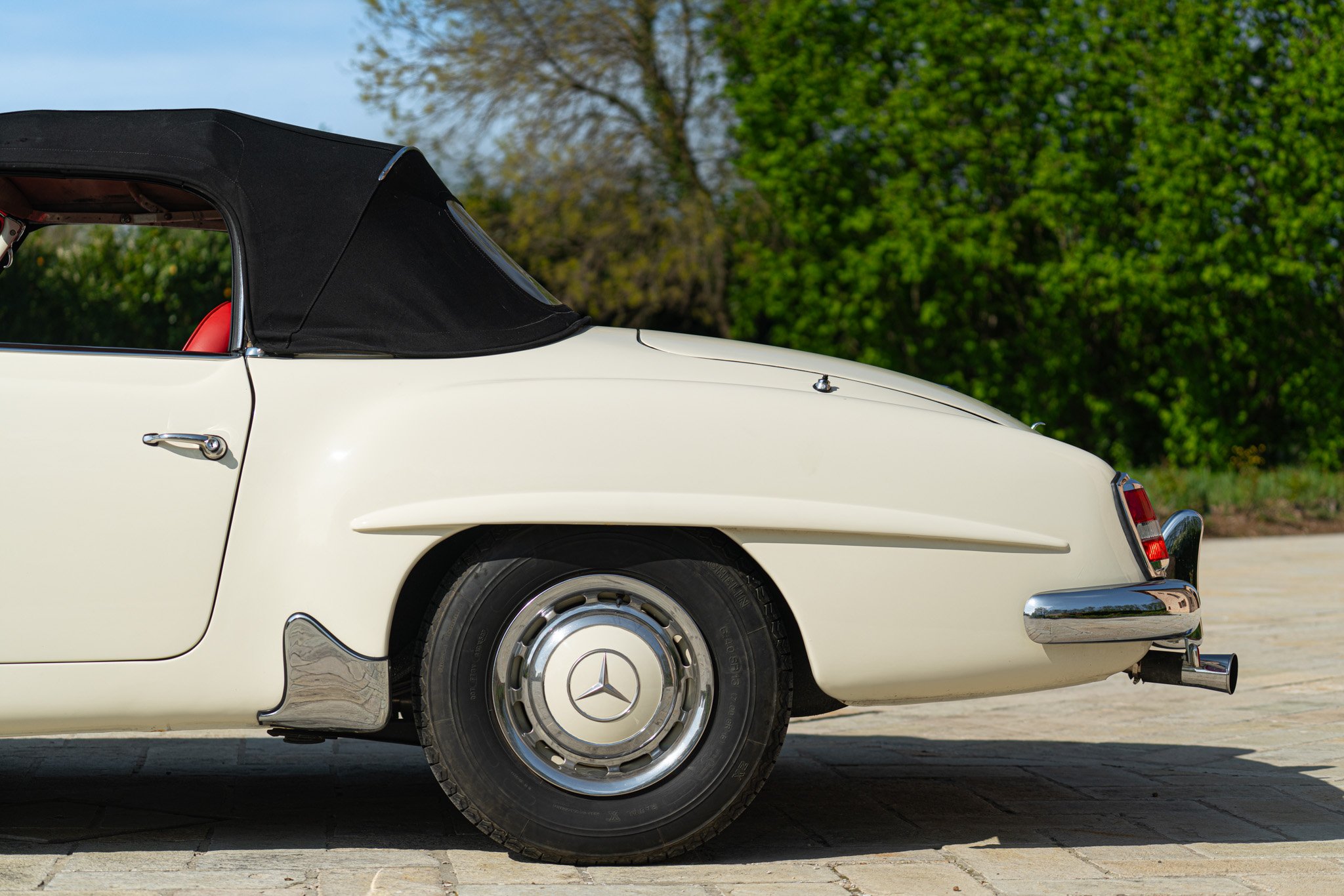 Mercedes Benz 190 SL 