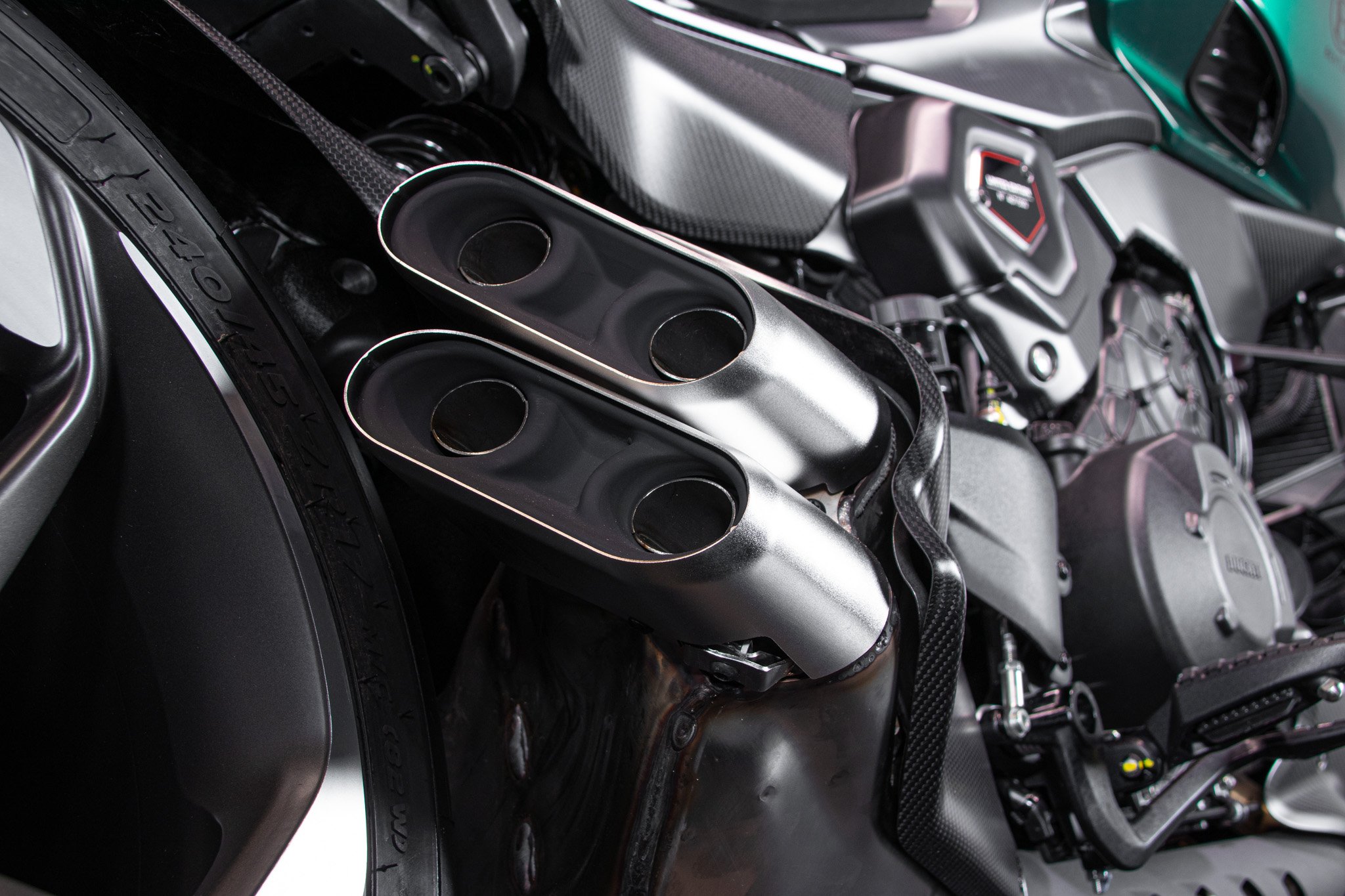 Ducati DUCATI DIAVEL V4 BENTLEY 