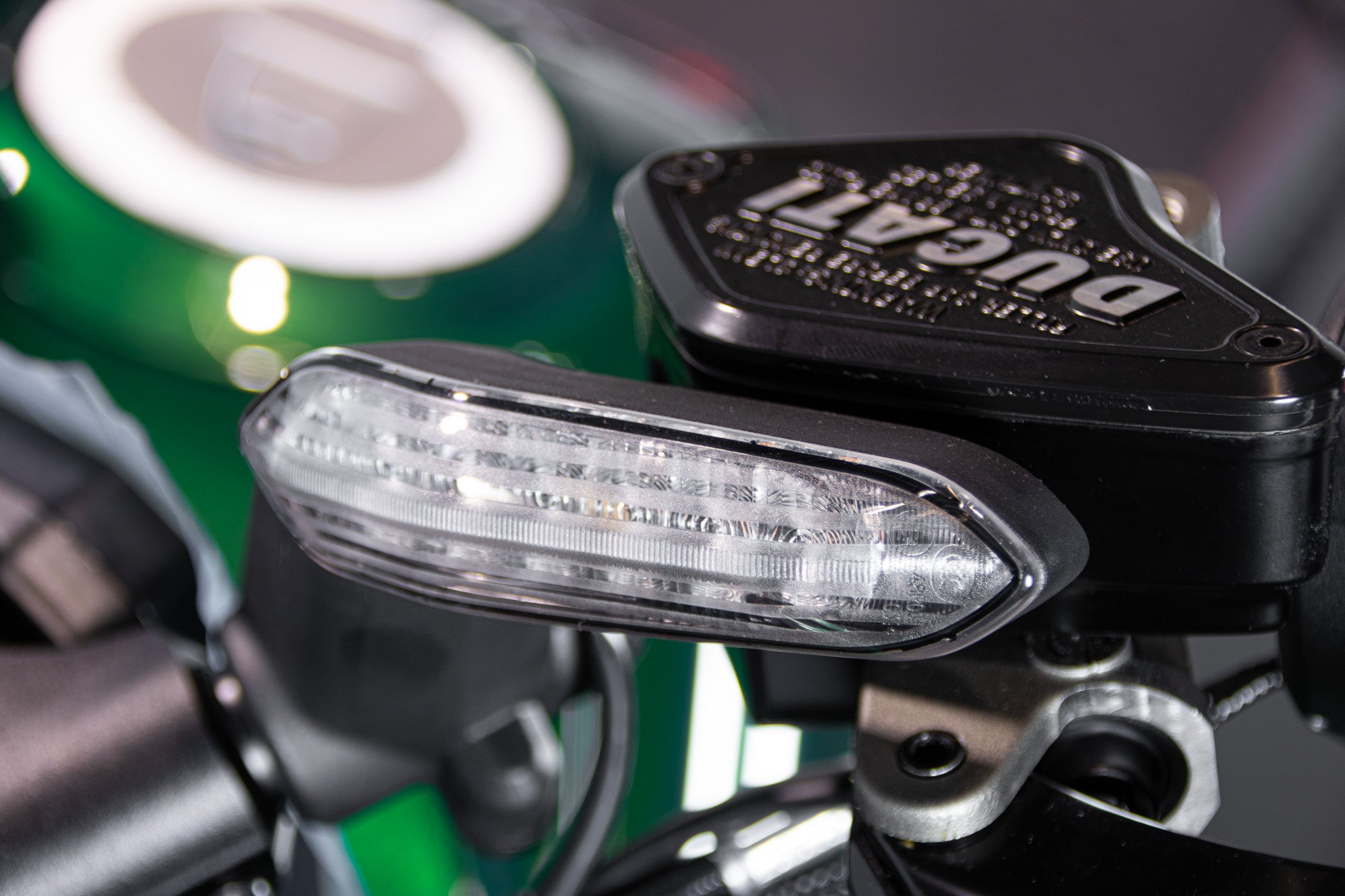 Ducati DUCATI DIAVEL V4 BENTLEY 