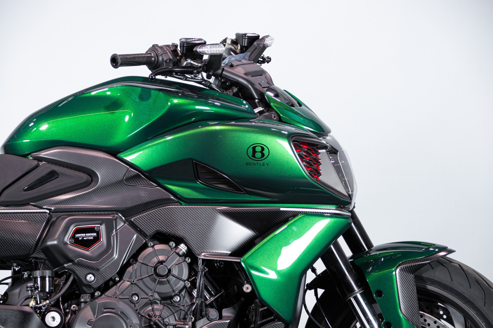 Ducati DUCATI DIAVEL V4 BENTLEY 