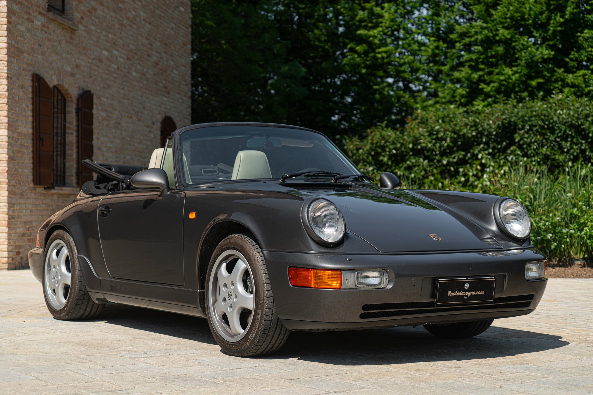 Porsche 964 (911) CARRERA 4 CABRIOLET 