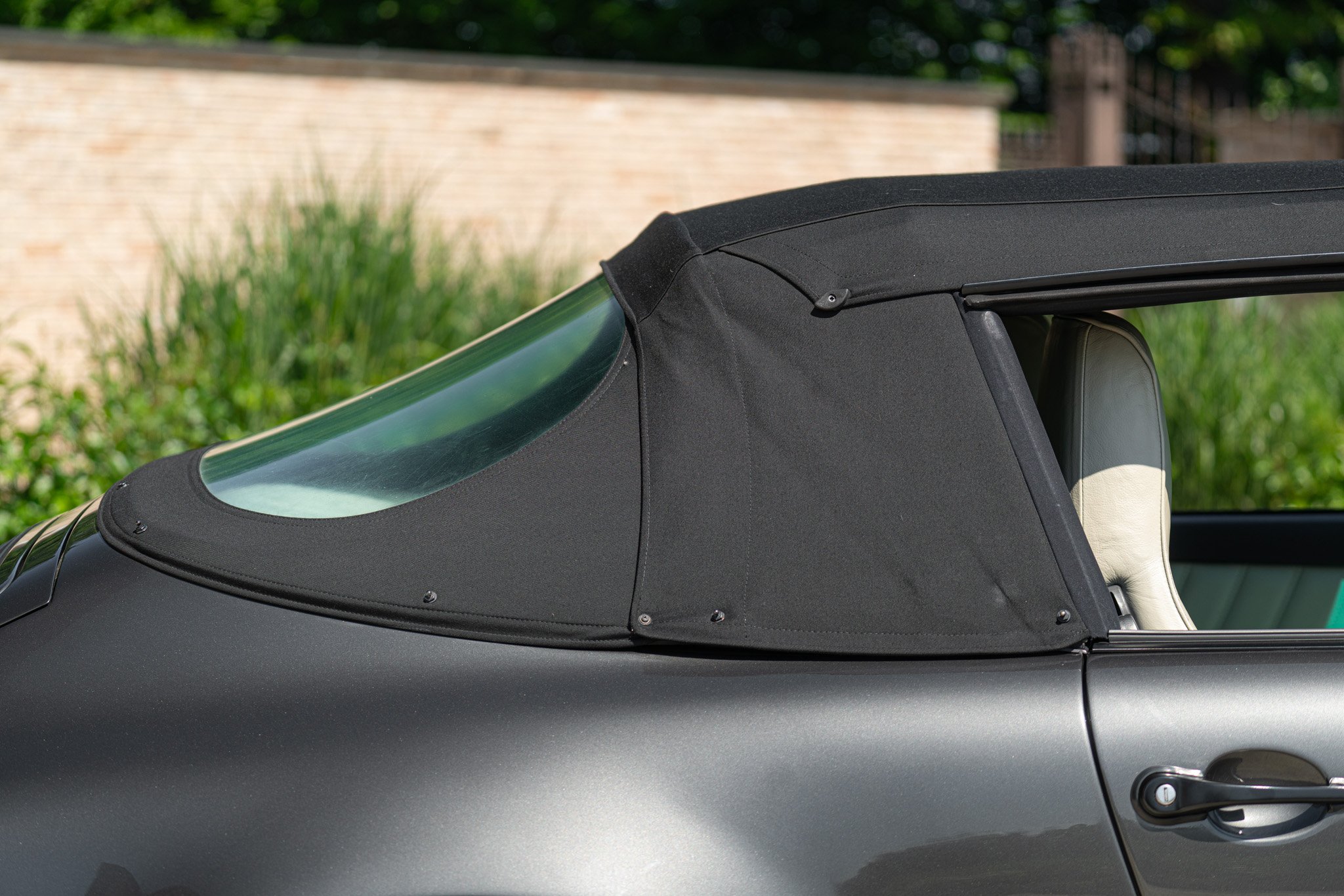 Porsche 964 (911) CARRERA 4 CABRIOLET 