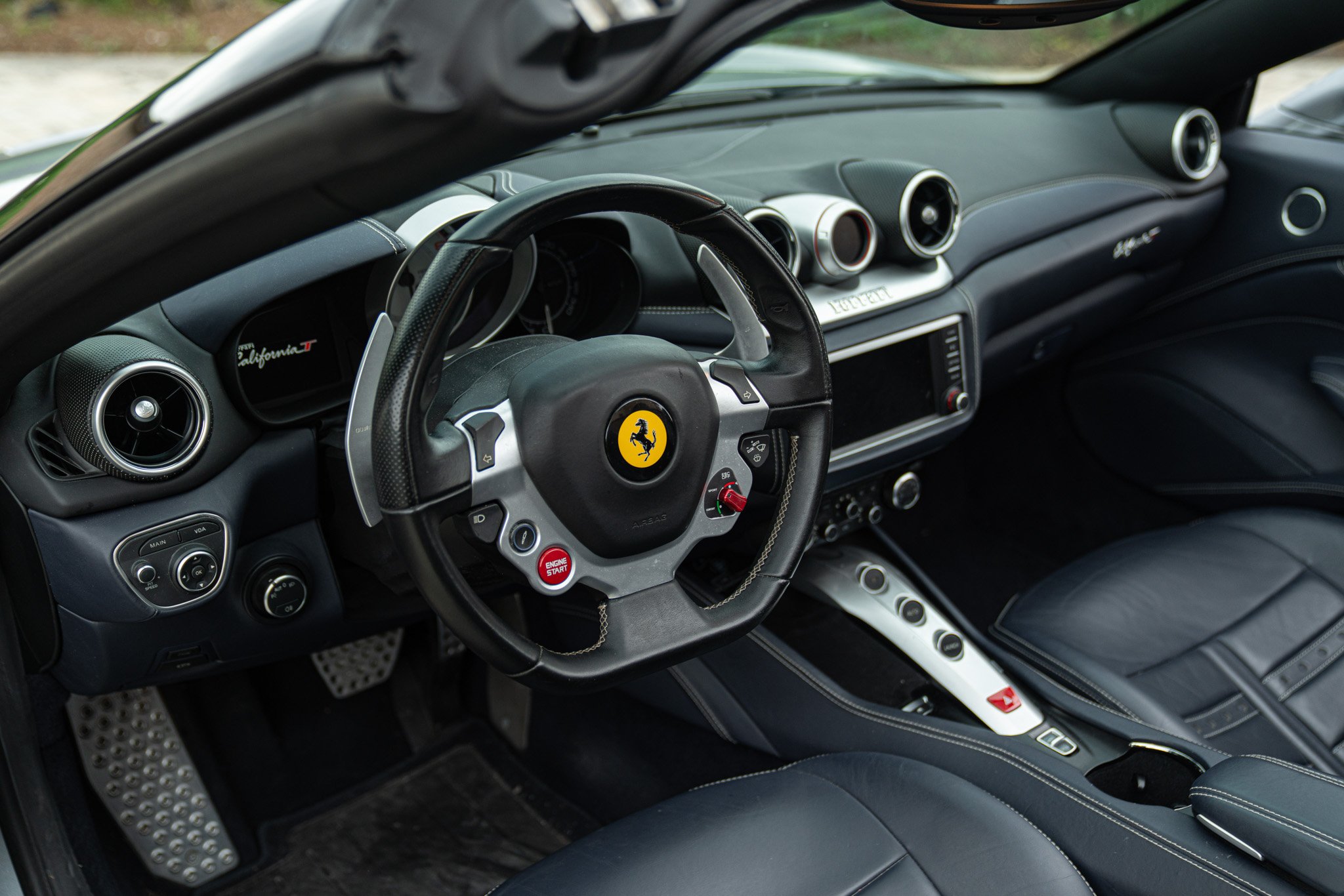 Ferrari CALIFORNIA T 