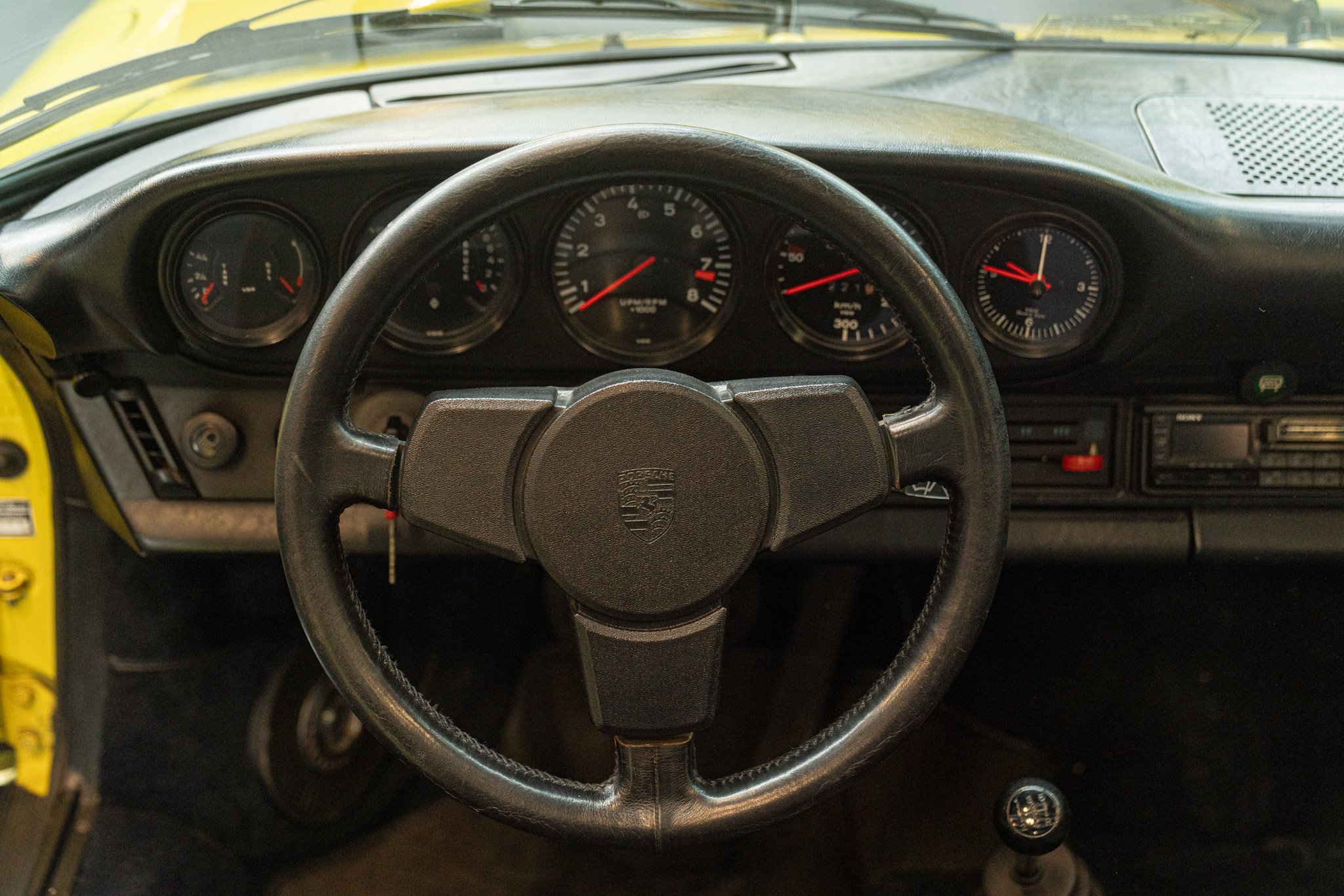 Porsche 911 CARRERA 2.7 TARGA 