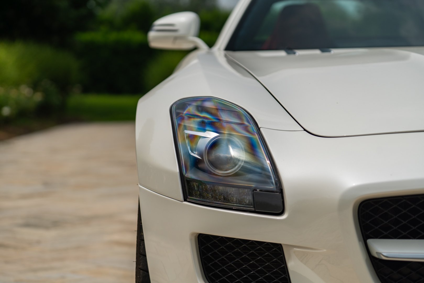 Mercedes Benz SLS AMG 