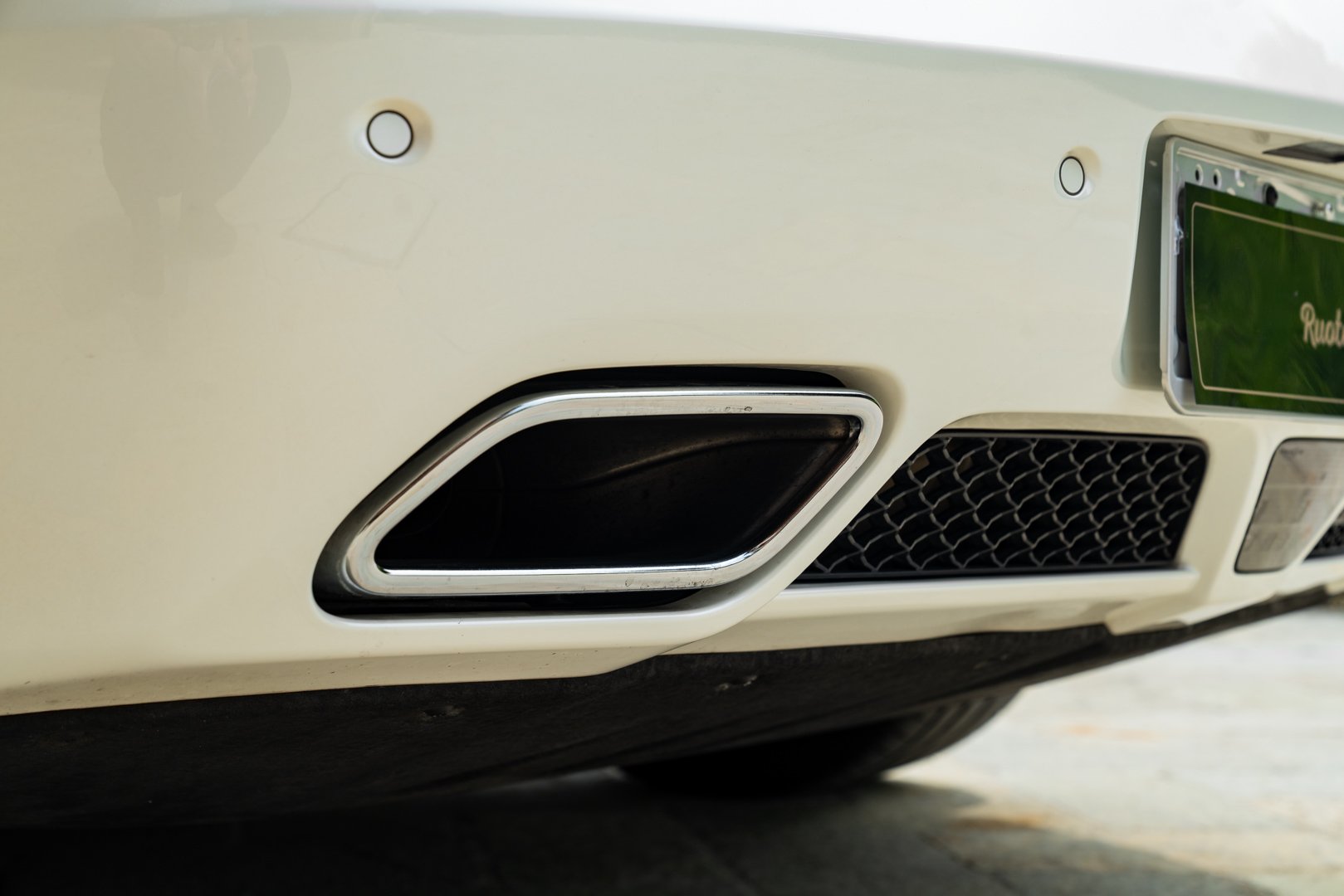 Mercedes Benz SLS AMG 