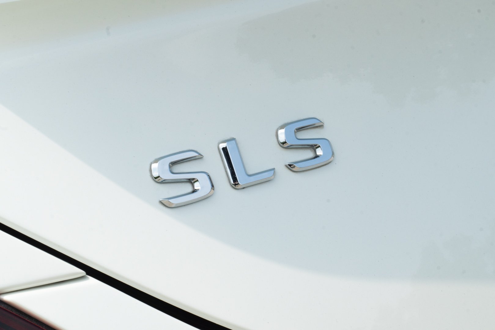 Mercedes Benz SLS AMG 