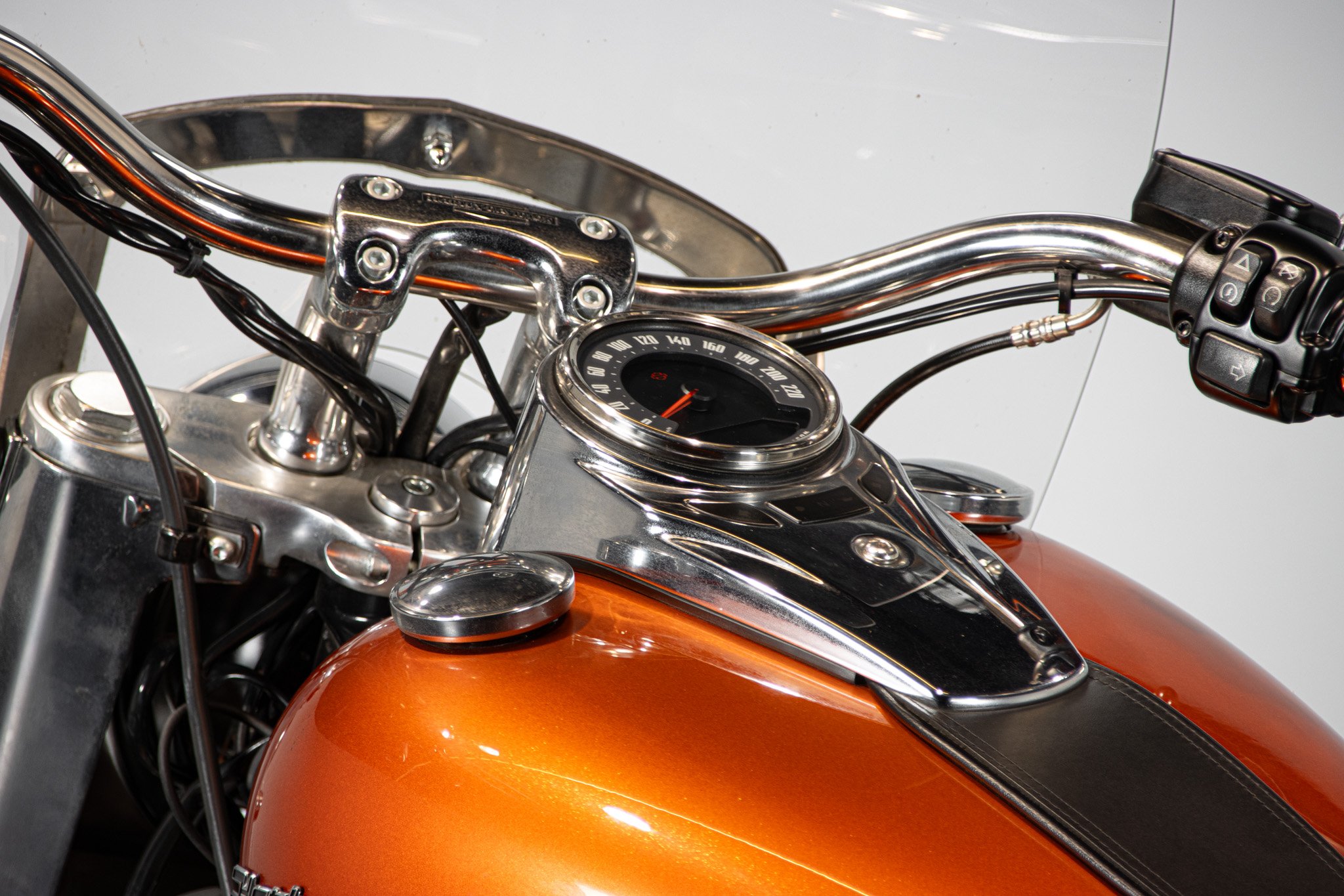 Harley Davidson HERITAGE DELUXE 