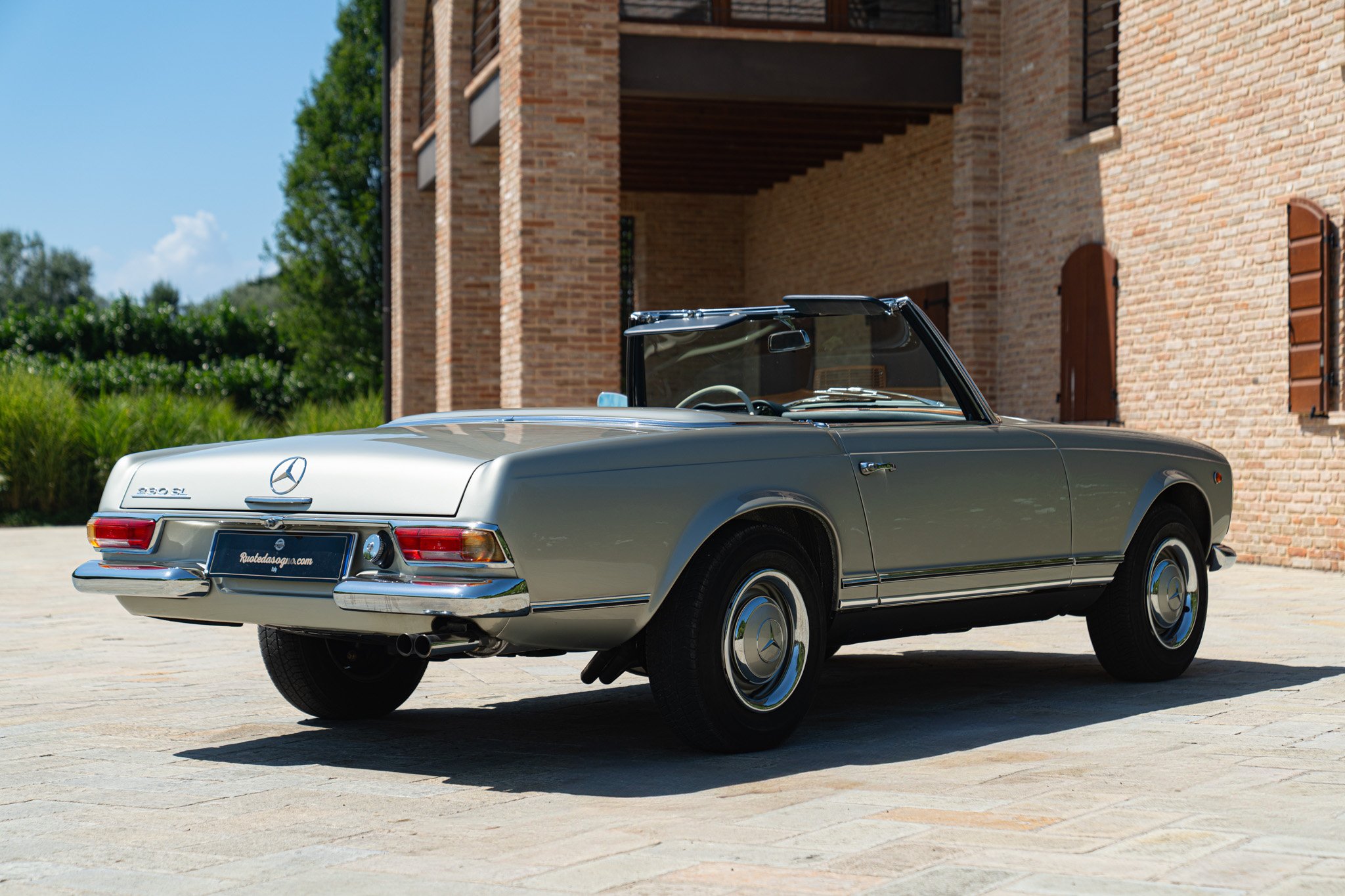 Mercedes Benz 230 SL 