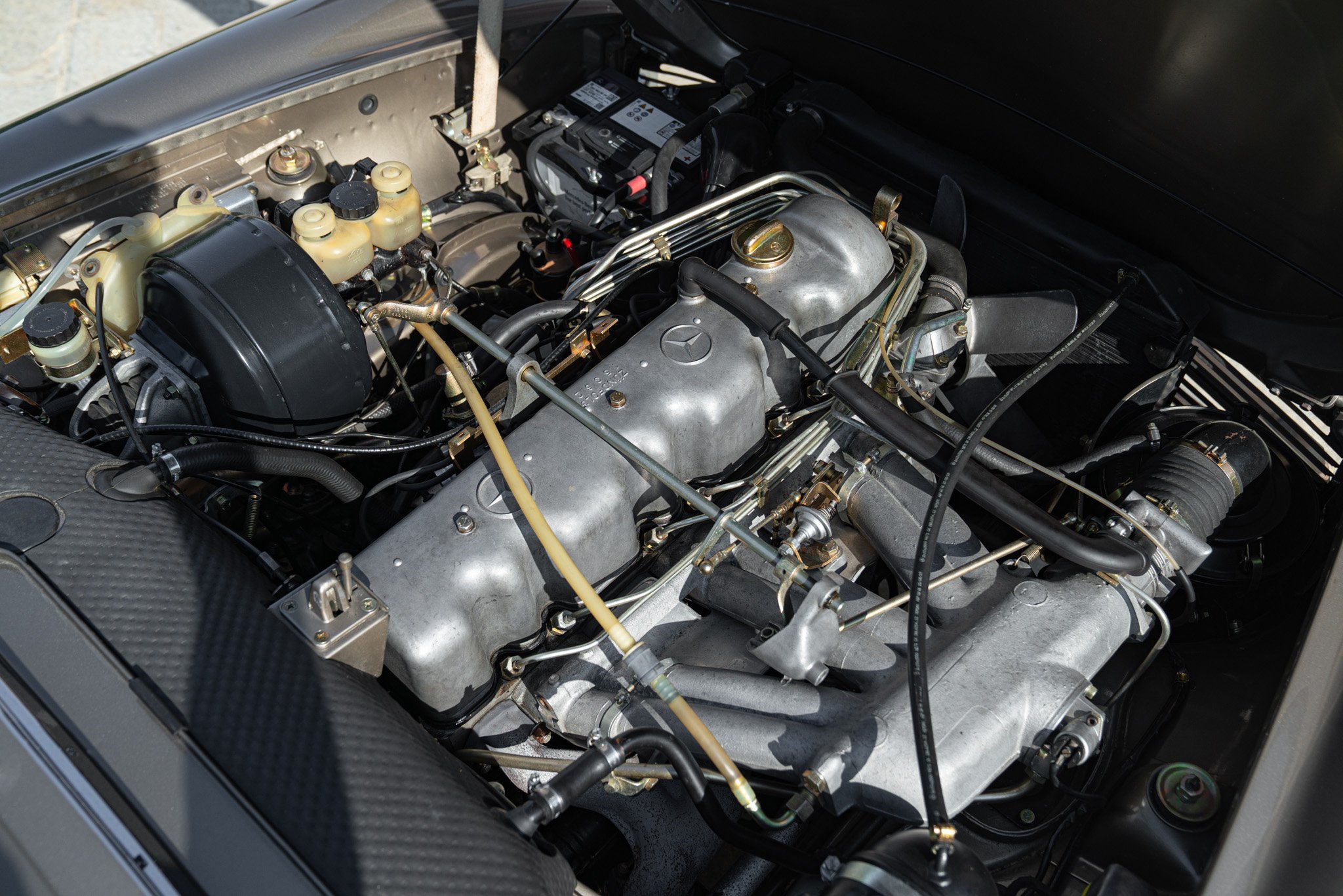 Mercedes Benz 280 SL 
