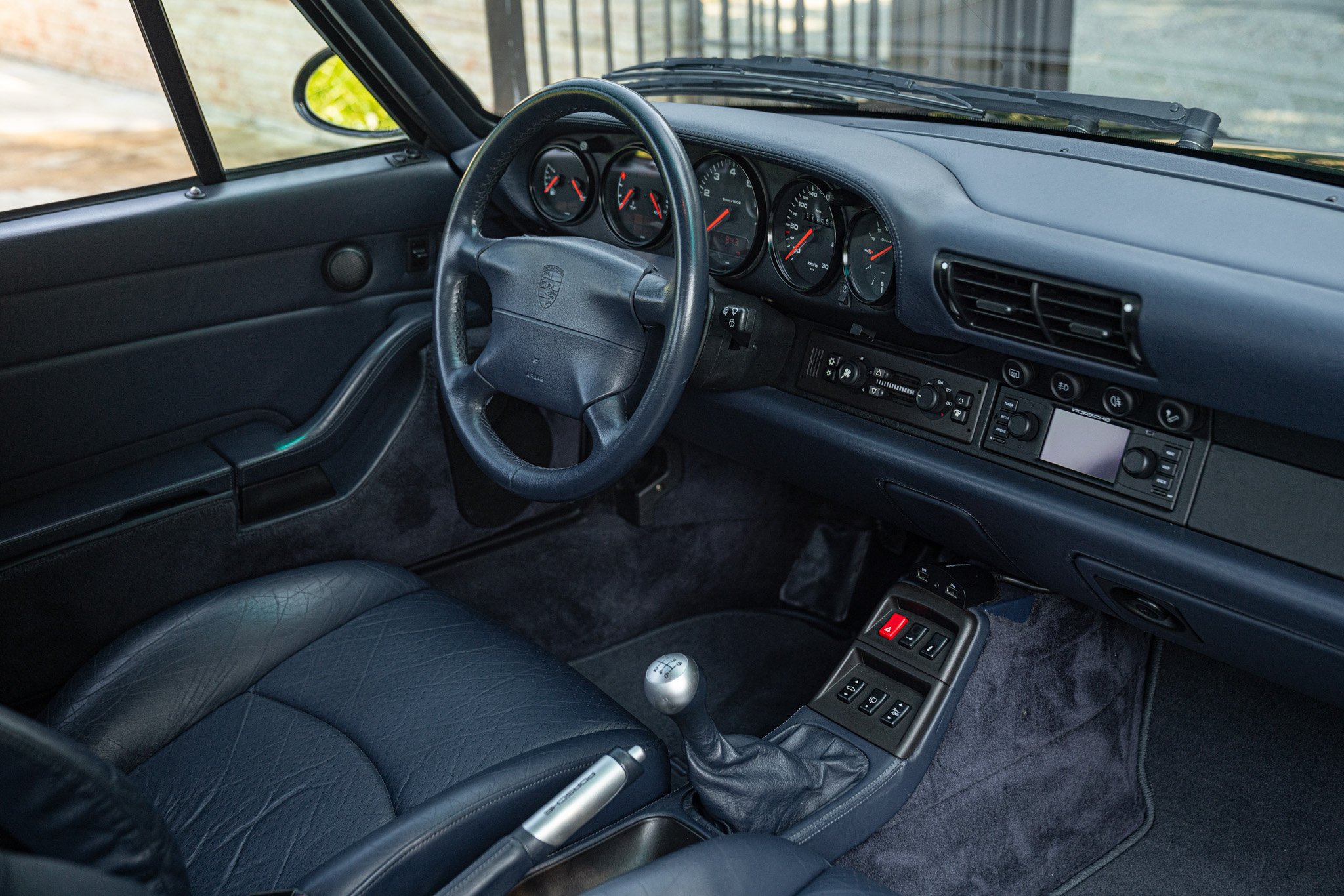 Porsche 993 (911) CARRERA 4S 