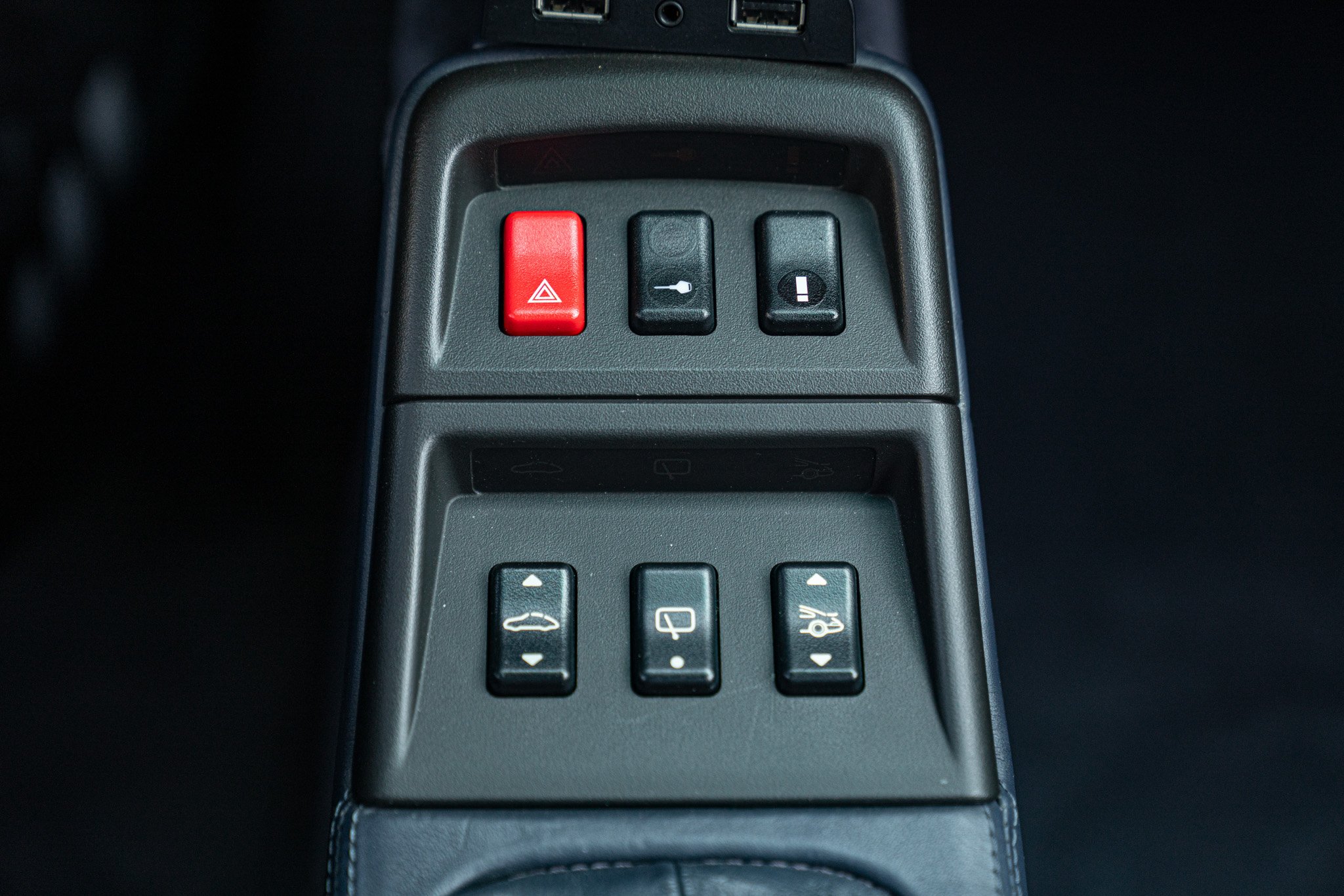 Porsche 993 (911) CARRERA 4S 