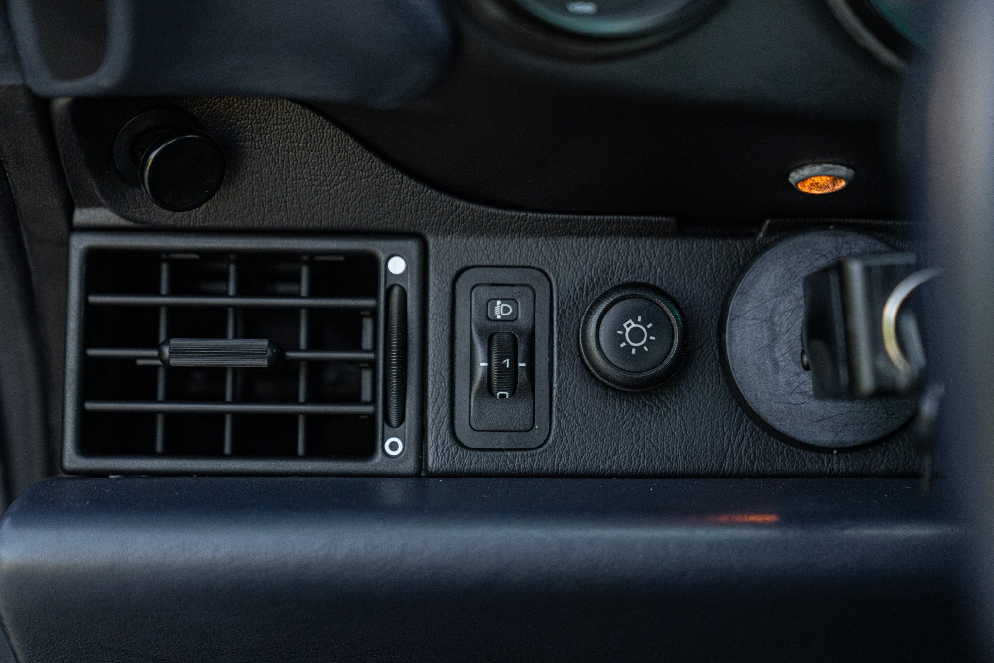 Porsche 993 (911) CARRERA 4S 