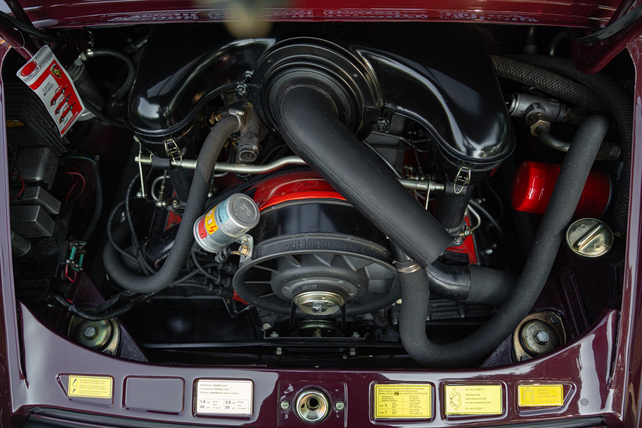 Porsche 911 2.2 S           