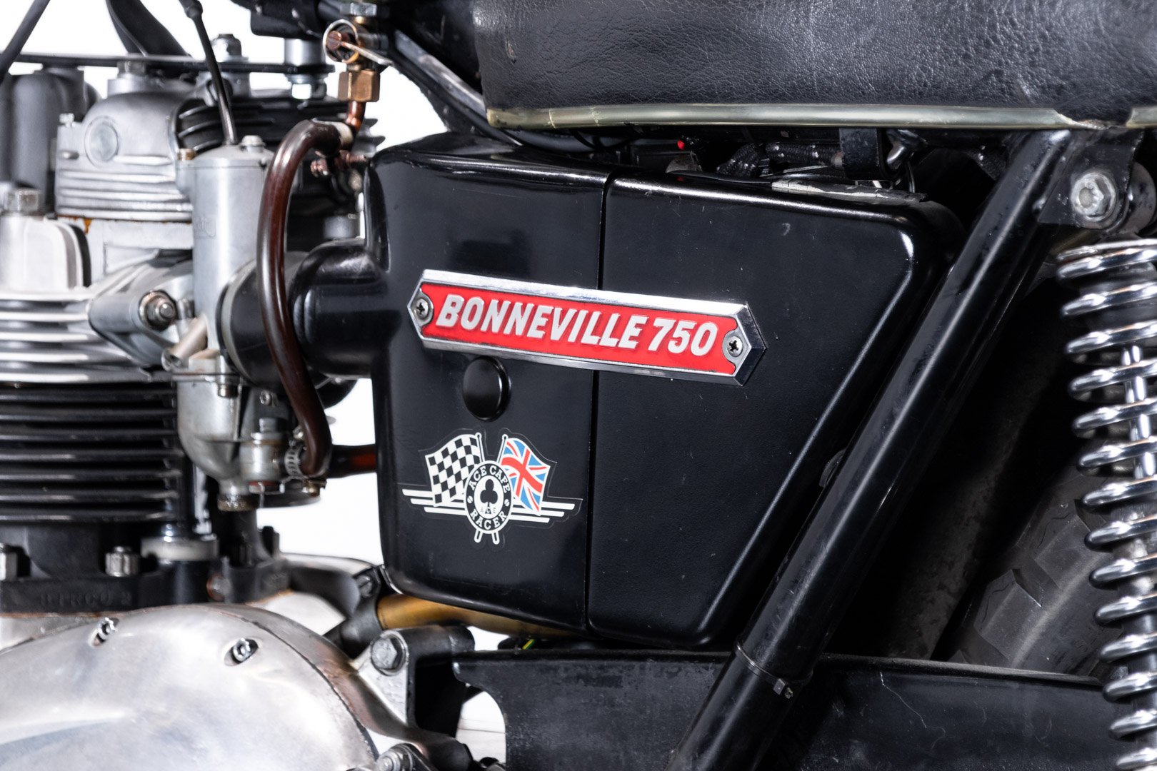 Triumph T140 BONNEVILLE 750 