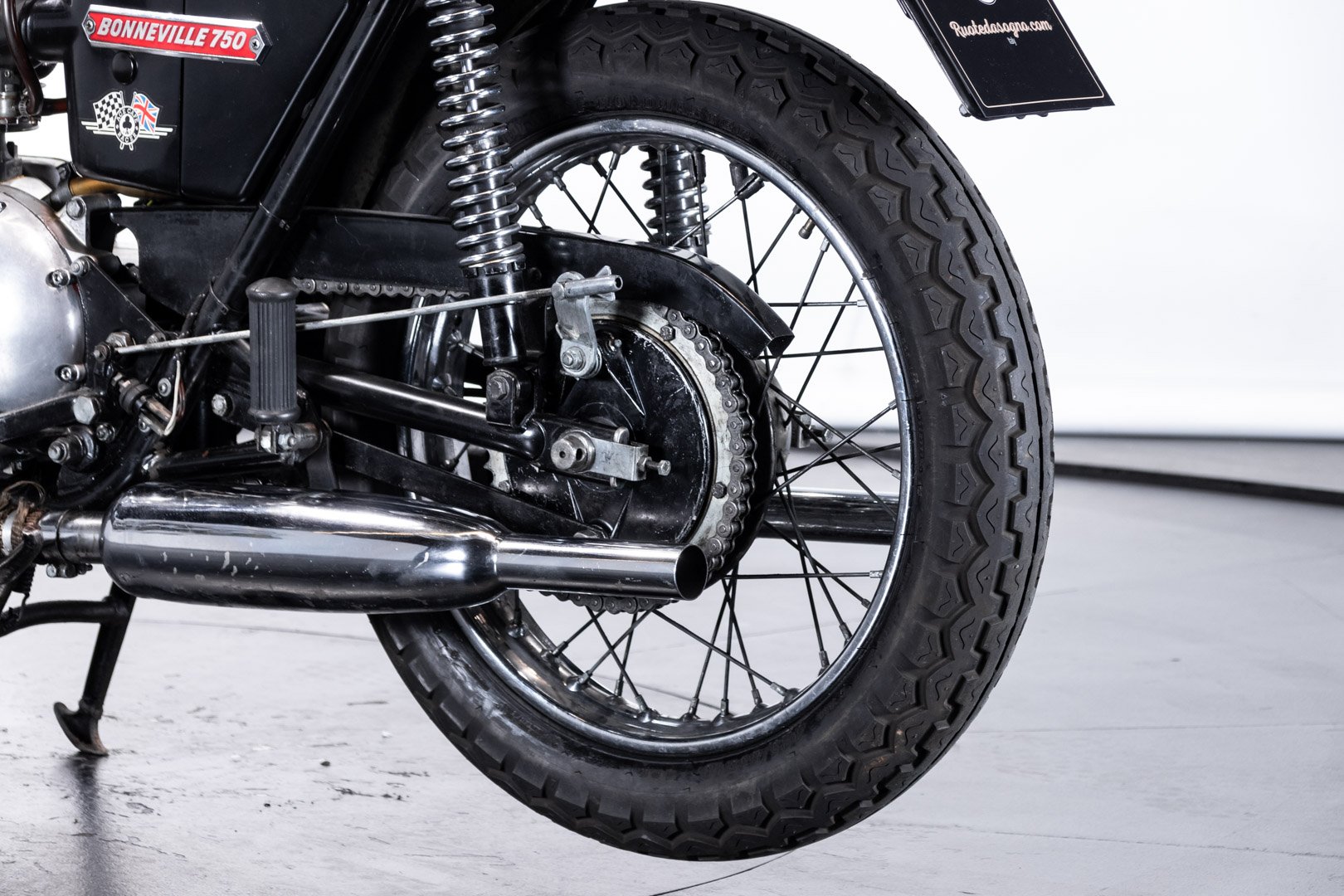 Triumph T140 BONNEVILLE 750 