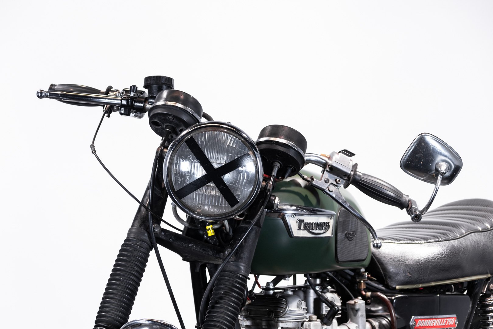 Triumph T140 BONNEVILLE 750 