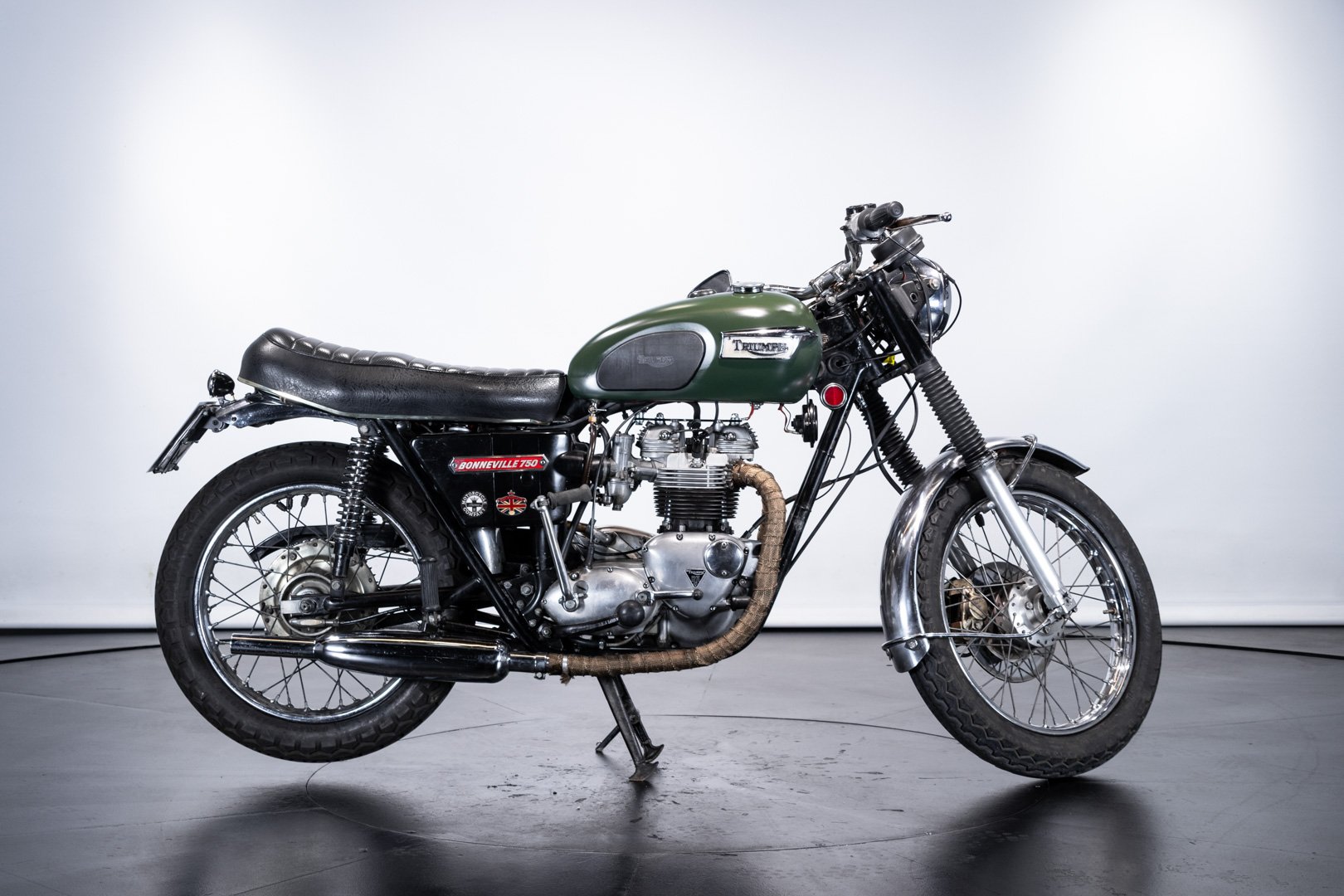 Triumph T140 BONNEVILLE 750 