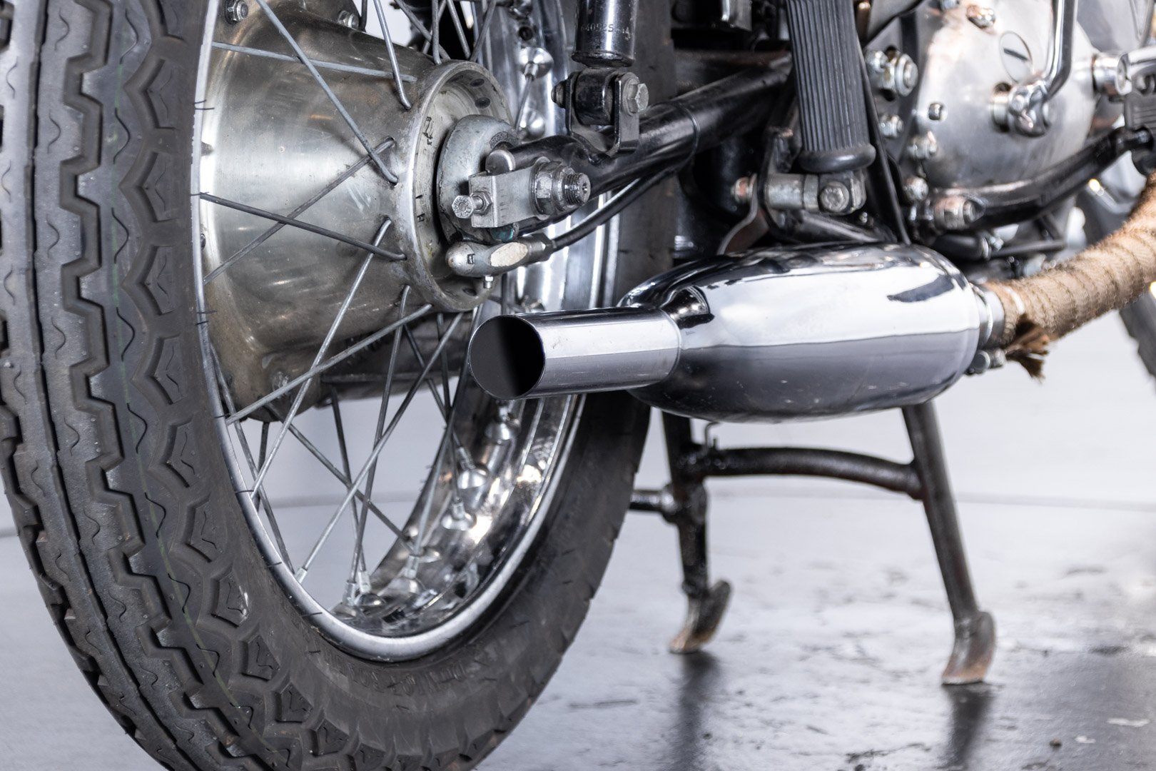 Triumph T140 BONNEVILLE 750 