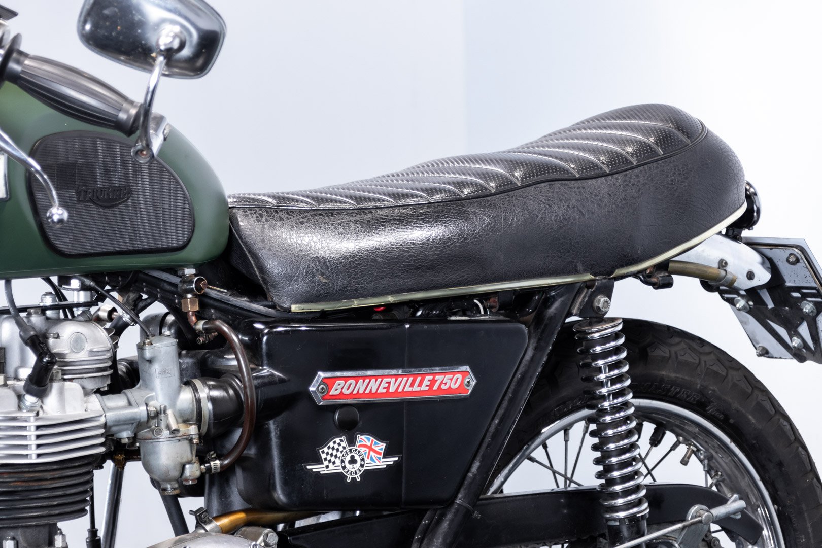 Triumph T140 BONNEVILLE 750 