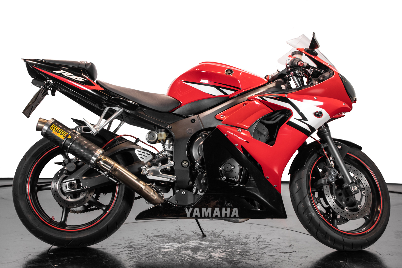 Yamaha R6 