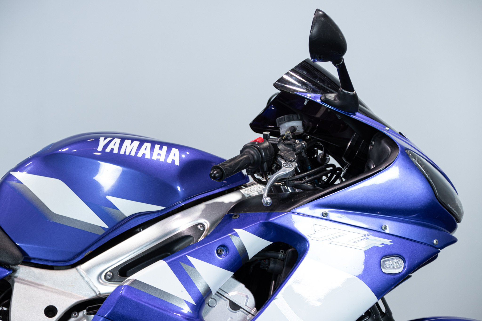 Yamaha R6 