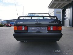 Mercedes Benz  190 E 2.3