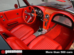 Chevrolet Corvette C2 Sting Ray Cabrio mit Hardtop 