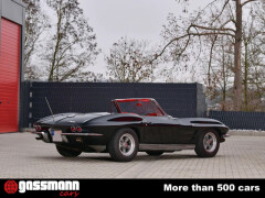 Chevrolet Corvette C2 Sting Ray Cabrio mit Hardtop 