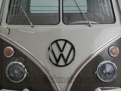 Volkswagen T1 Samba 21 Windows \'64 