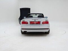 BMW  320iA \'2004 