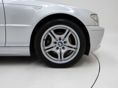 BMW  320iA \'2004 