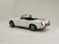 MG B \'64 