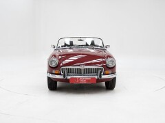MG B \'74 
