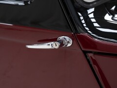 AC 2 liter Saloon \'52 