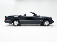 Mercedes Benz E200 Cabriolet \'95 