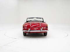 MG B \'65 