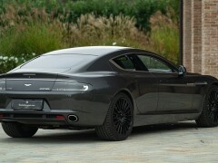 Aston Martin RAPIDE 