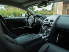Aston Martin RAPIDE 