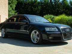 Audi A8 L W12 