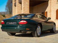 Jaguar XK8 