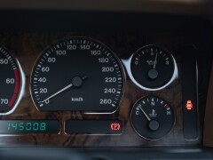 Daimler XJ 40 