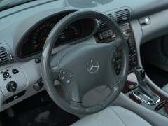 Mercedes Benz C 320 